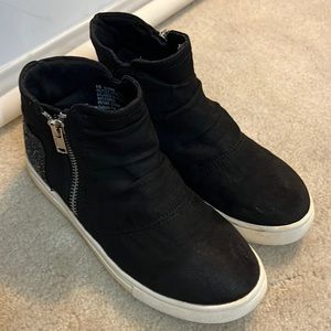 Girls Olive & Edie Black Sneaker Boot Bootie Size 1